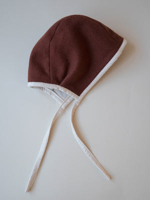 Wool bonnet